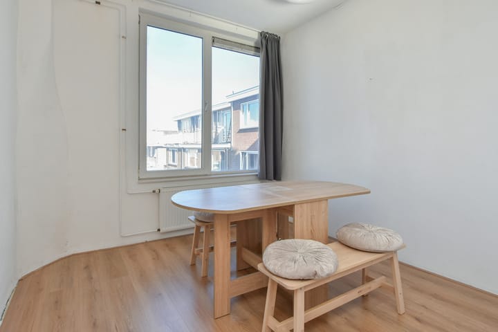 Foto 8 van Tholensestraat 47