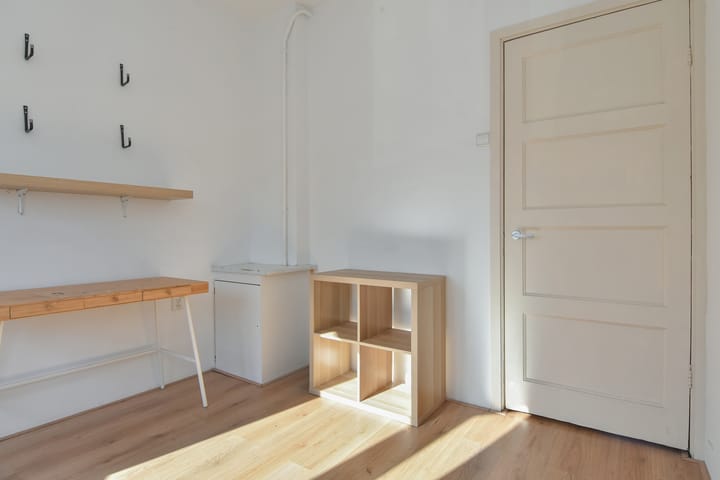 Foto 14 van Tholensestraat 47