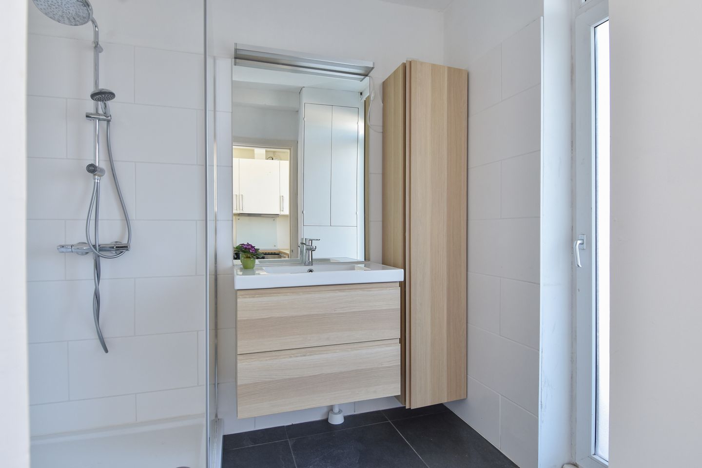 Foto 19 van Tholensestraat 47