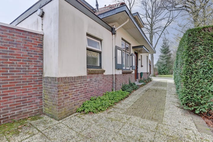 Foto 35 van Burgemeester Vitringalaan 16