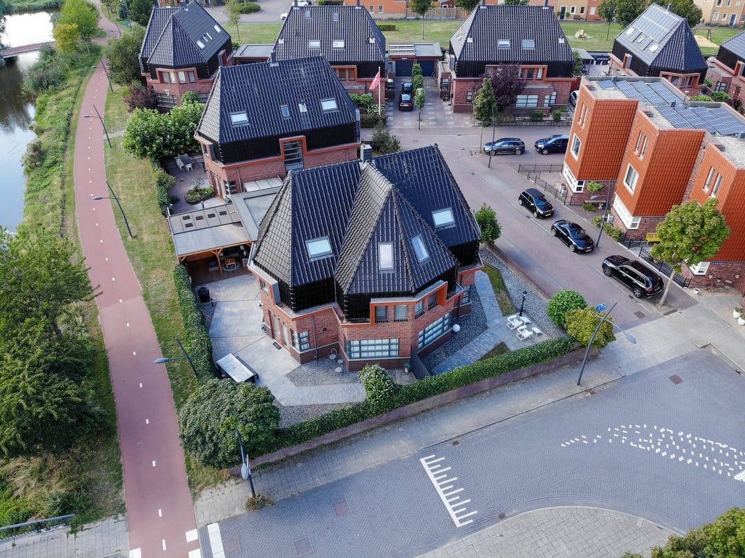 Foto 1 van J M van der Meystraat 1