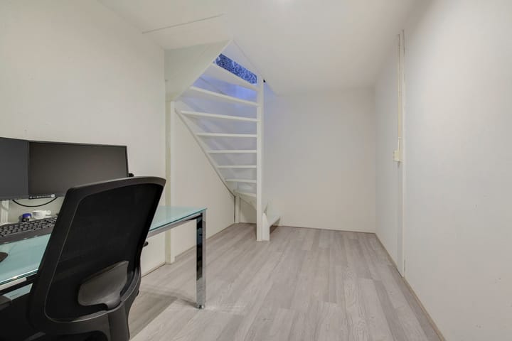 Foto 19 van J M van der Meystraat 1