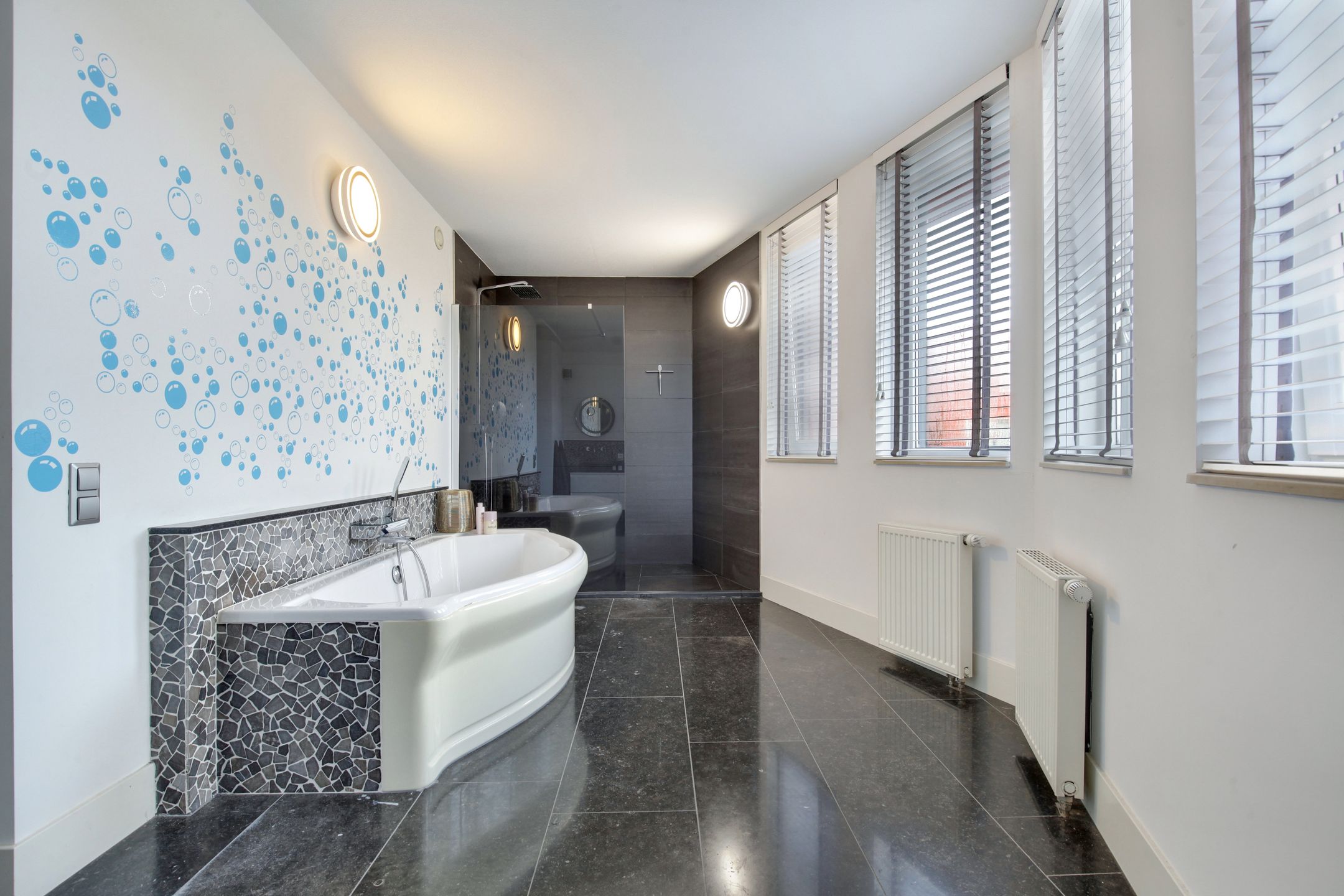 Foto 27 van J M van der Meystraat 1