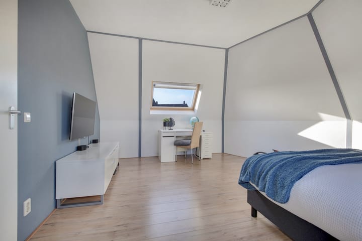 Foto 33 van J M van der Meystraat 1