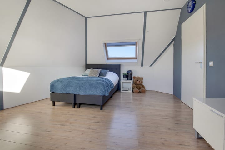 Foto 34 van J M van der Meystraat 1