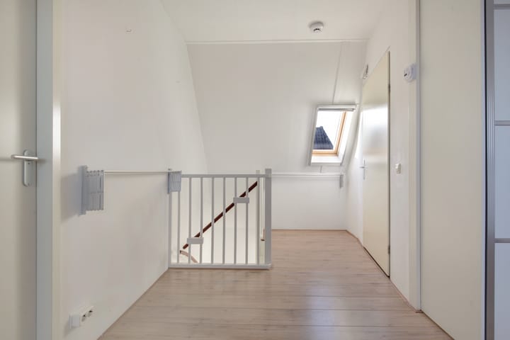 Foto 37 van J M van der Meystraat 1