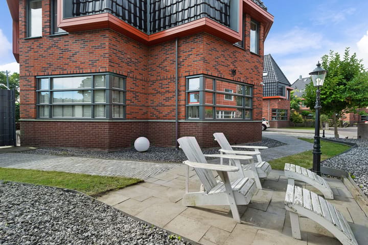 Foto 45 van J M van der Meystraat 1