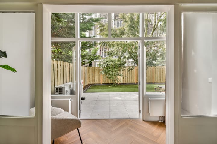 Photo 12 of Saxen-Weimarlaan 12-AH