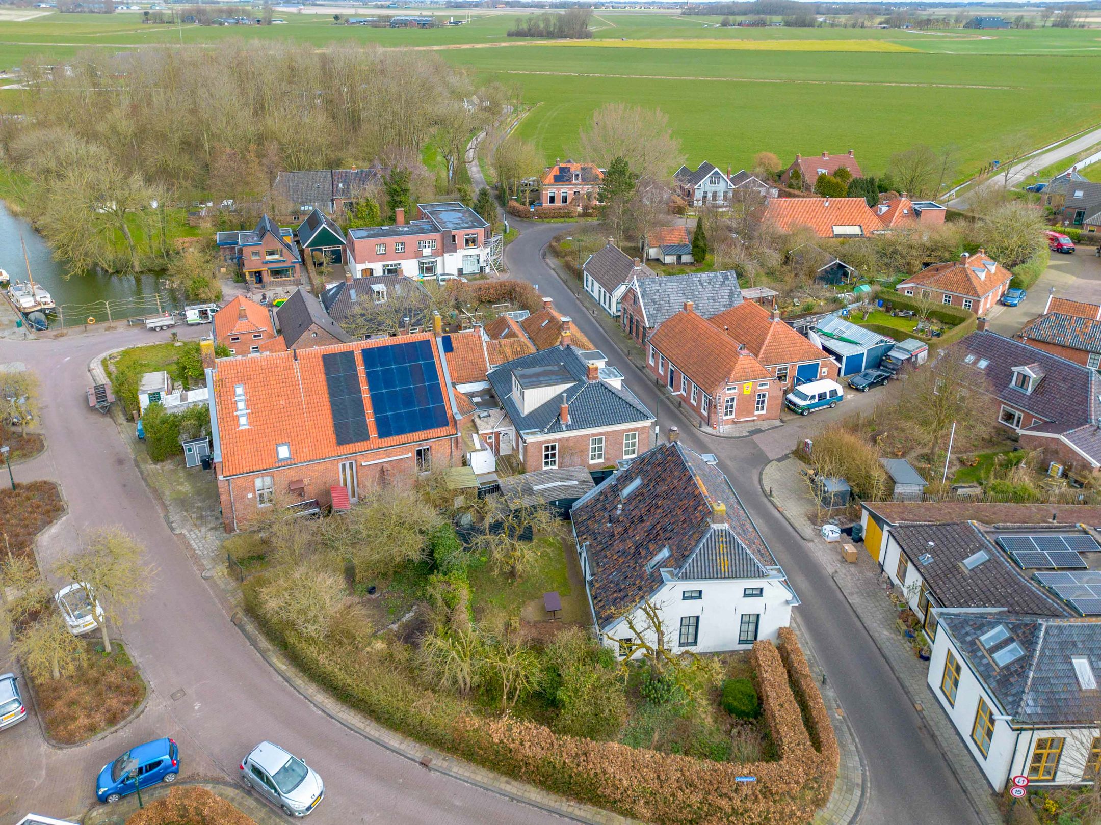 Photo 6 of Hoofdstraat 39