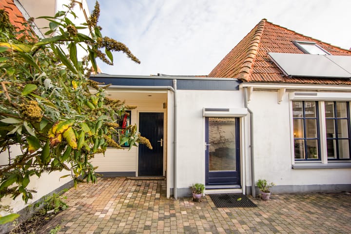 Foto 19 van Bleekstraat 1