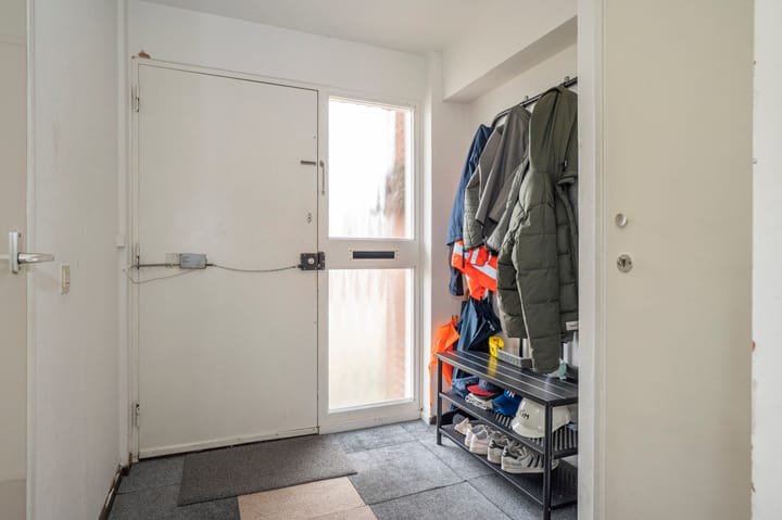 Foto 7 van Burg. Kotenplein 17