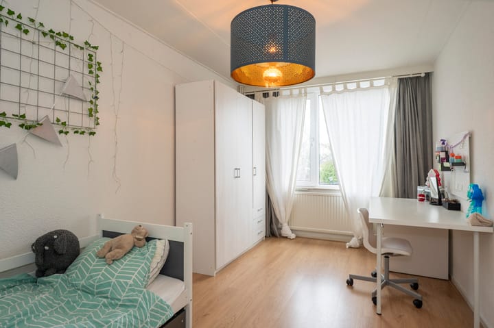 Foto 24 van Burg. Kotenplein 17