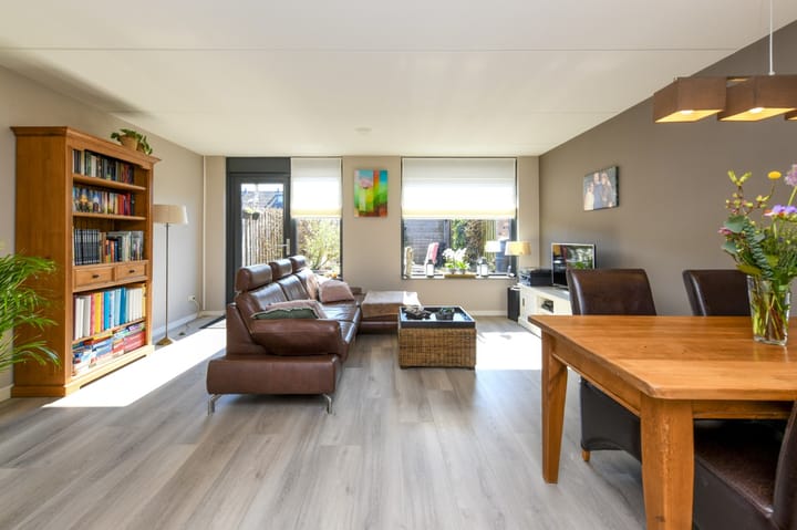 Foto 23 van Emmenhoeve 64