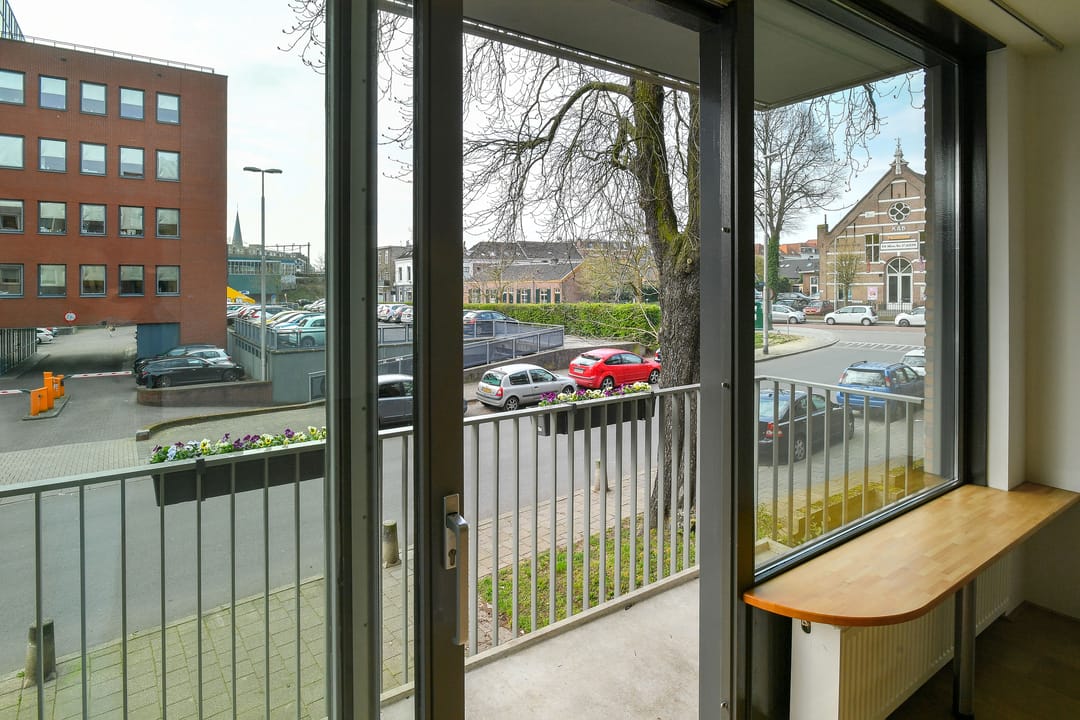 Photo 23 of Rosendaalsestraat 10