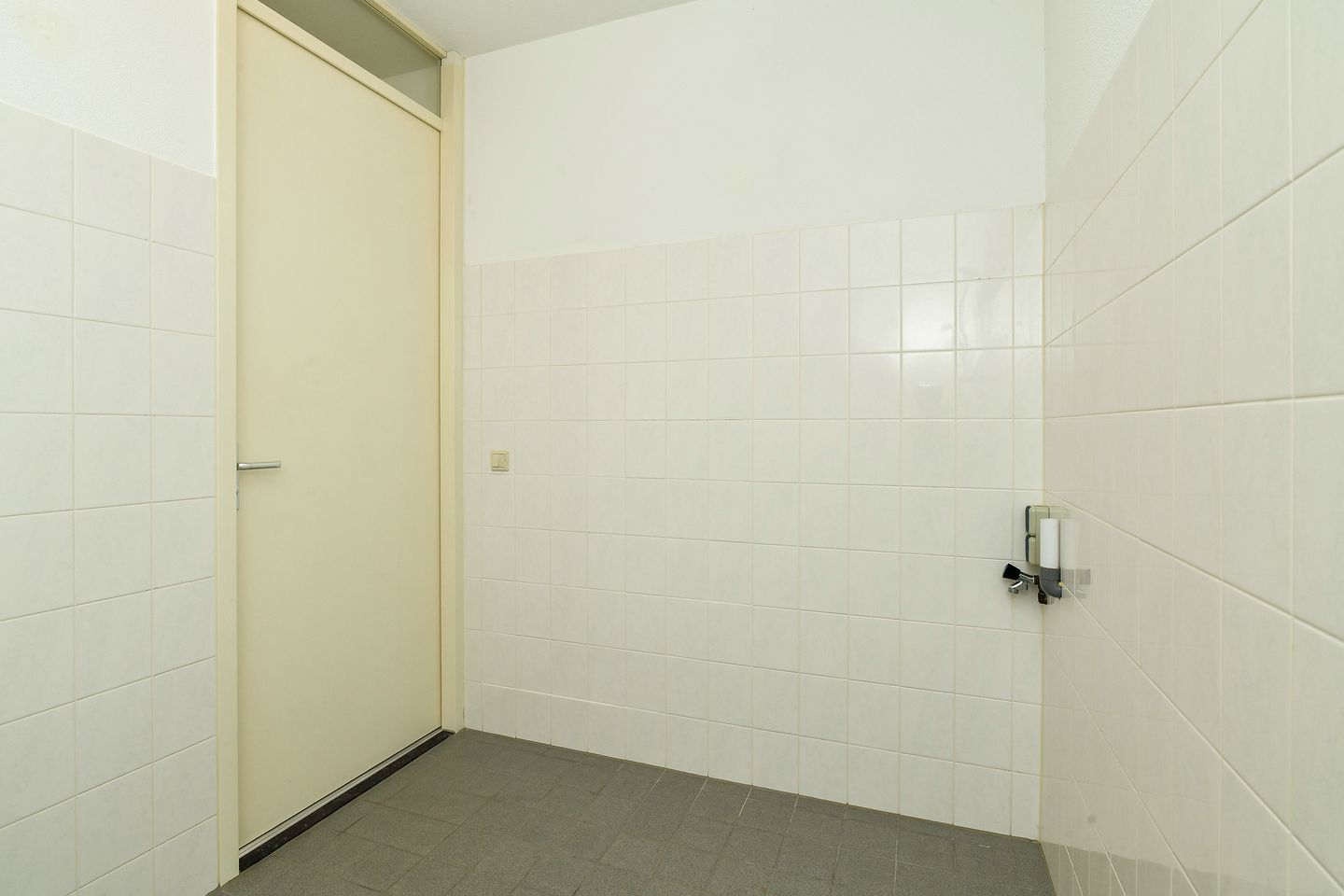 Photo 29 of Rosendaalsestraat 10