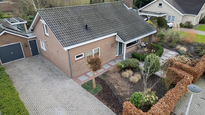 Foto 2 van Grote Tiende 1