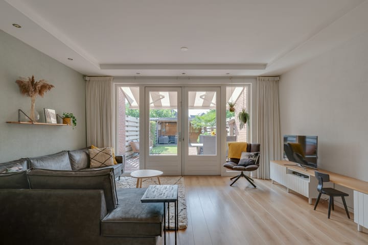 Foto 11 van Poelenburg 8