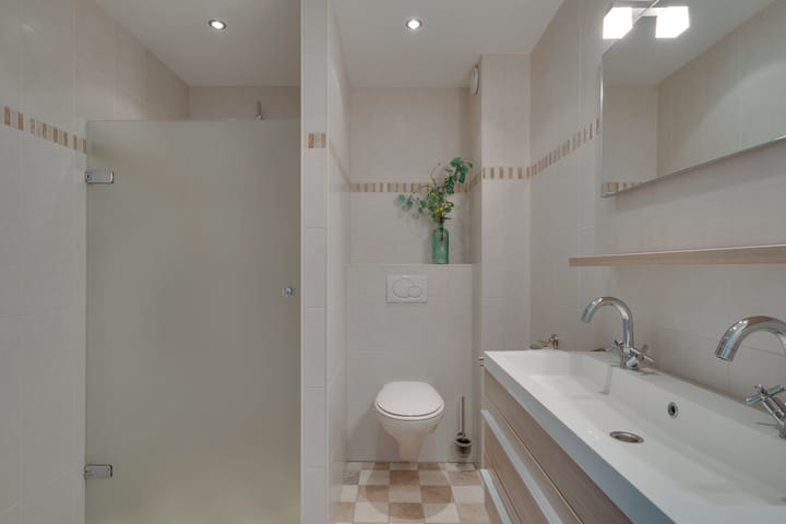 Foto 20 van Poelenburg 8