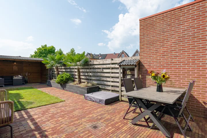 Foto 43 van Poelenburg 8