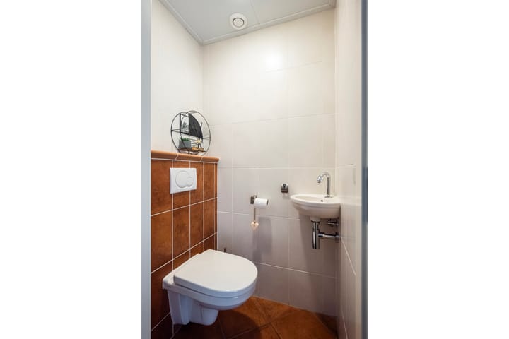 Foto 9 van Thomas à Kempislaan 38