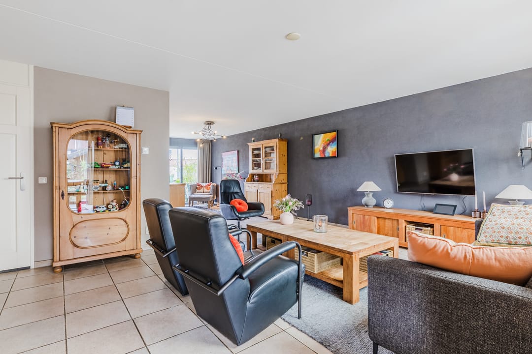 Foto 2 van Regenboog 15