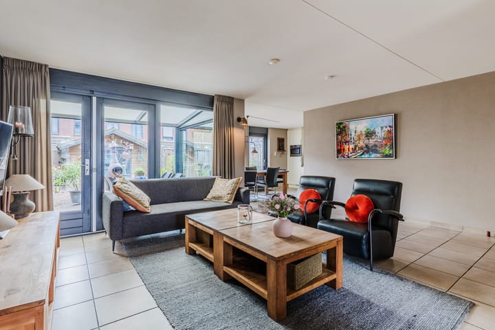 Foto 3 van Regenboog 15