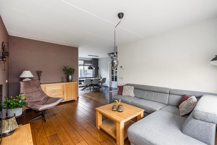 Foto 11 van Thomas à Kempislaan 38