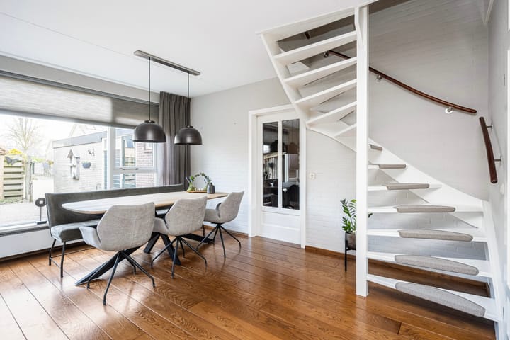 Foto 13 van Thomas à Kempislaan 38