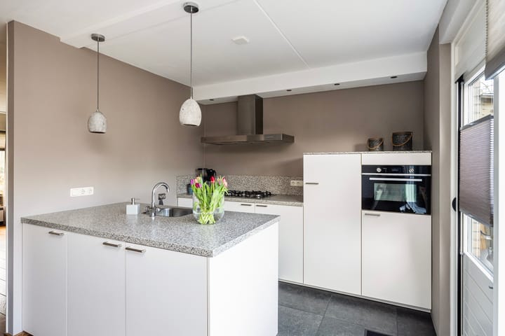 Foto 16 van Thomas à Kempislaan 38