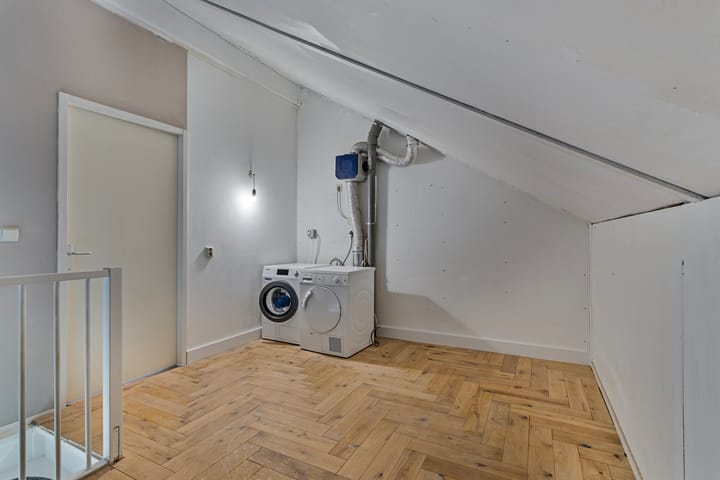 Foto 26 van Sarongstraat 58