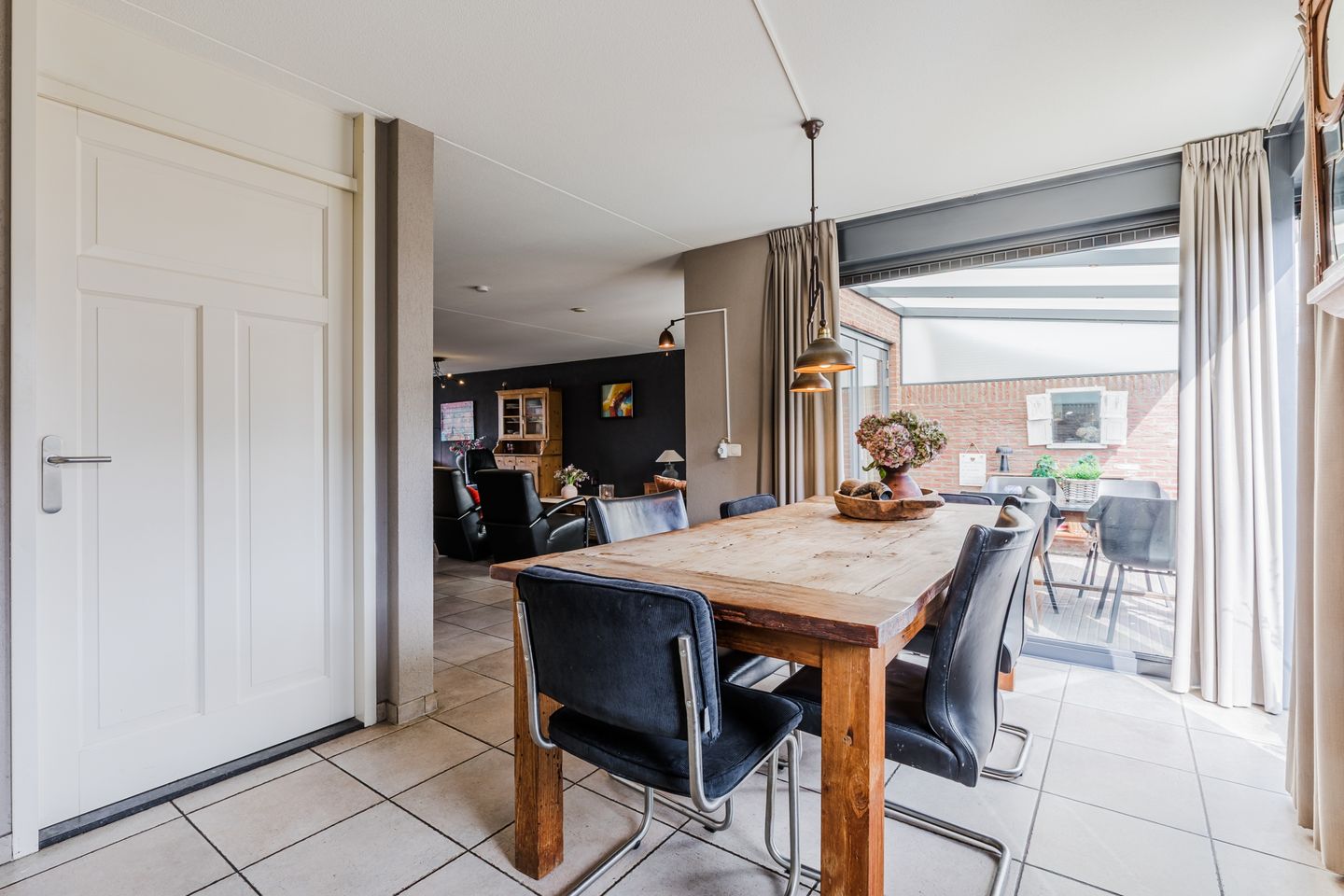 Foto 10 van Regenboog 15