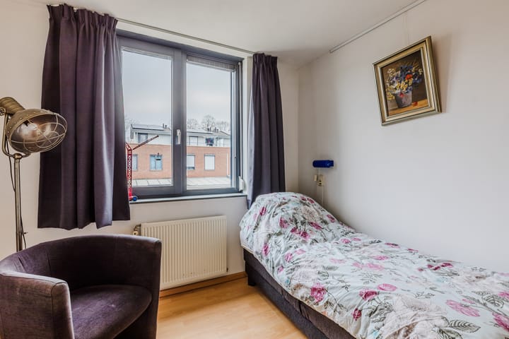 Foto 20 van Regenboog 15