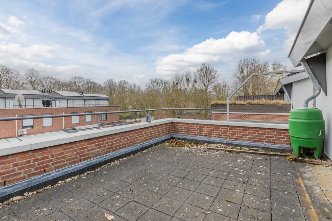 Foto 32 van Regenboog 15