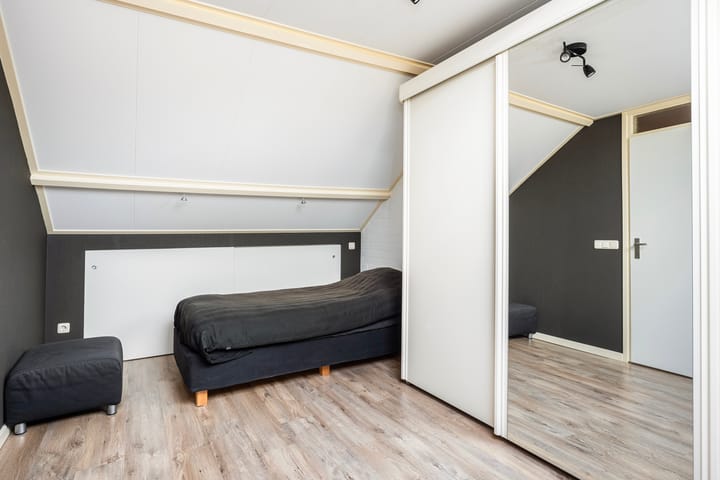 Foto 39 van Thomas à Kempislaan 38