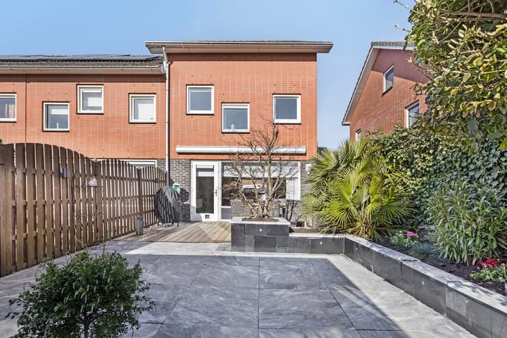 Foto 2 van Sarongstraat 58