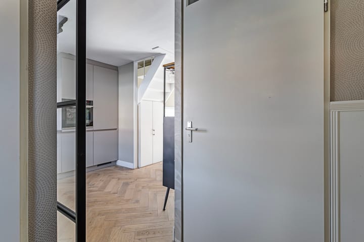 Foto 9 van Sarongstraat 58