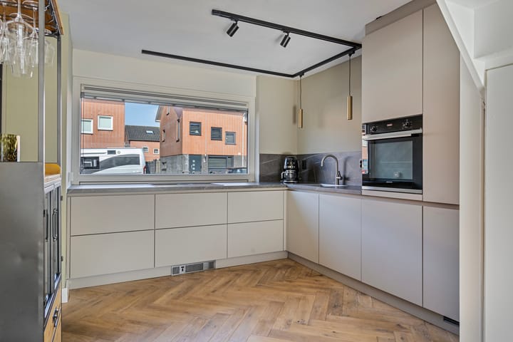 Foto 4 van Sarongstraat 58