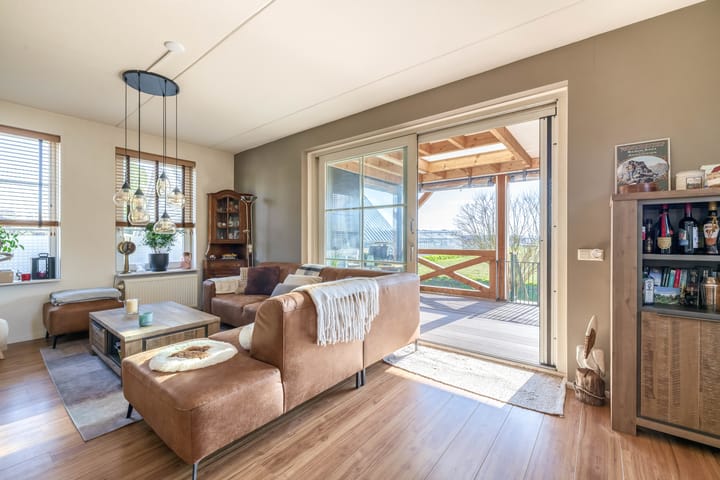 Foto 10 van Dorpsdijk 26