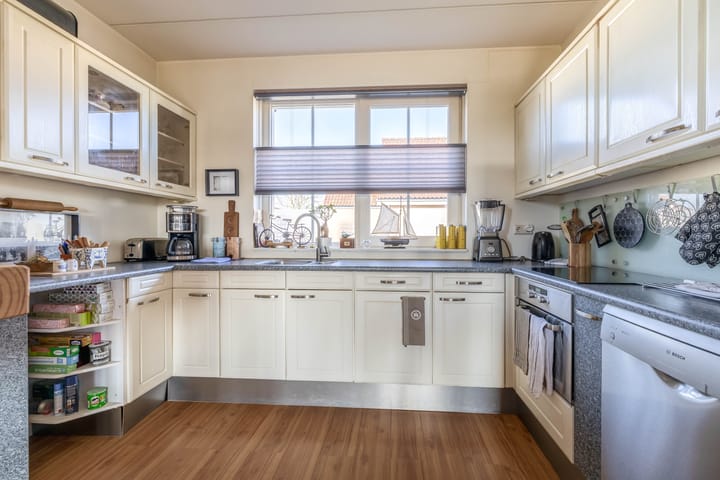 Foto 15 van Dorpsdijk 26