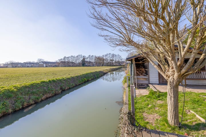 Foto 35 van Dorpsdijk 26