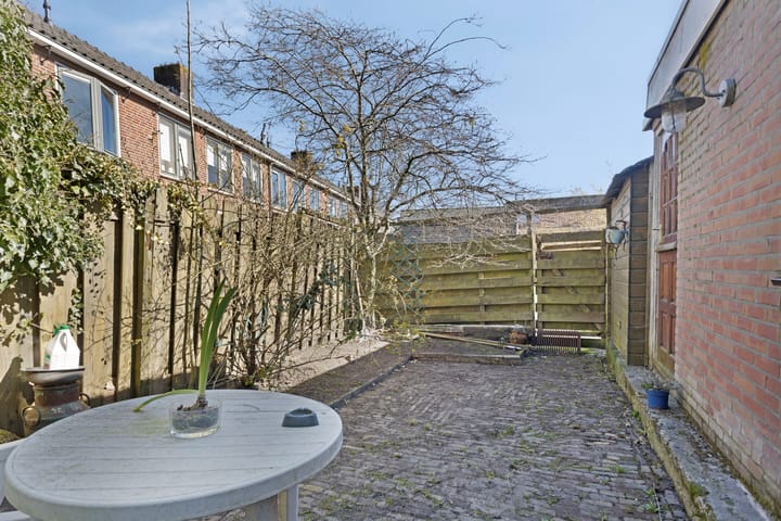 Foto 6 van Treublaan 1