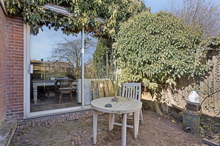 Foto 34 van Treublaan 1