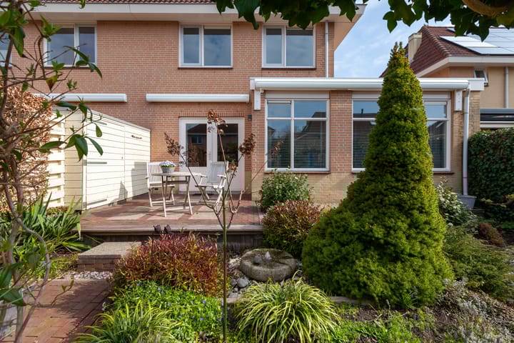 Foto 2 van Weegbreegaarde 7