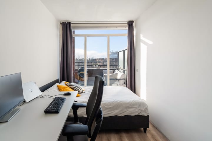 Foto 27 van Piet Paaltjensplein 89