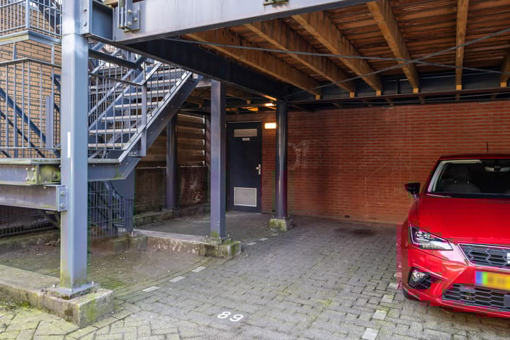 Foto 43 van Piet Paaltjensplein 89