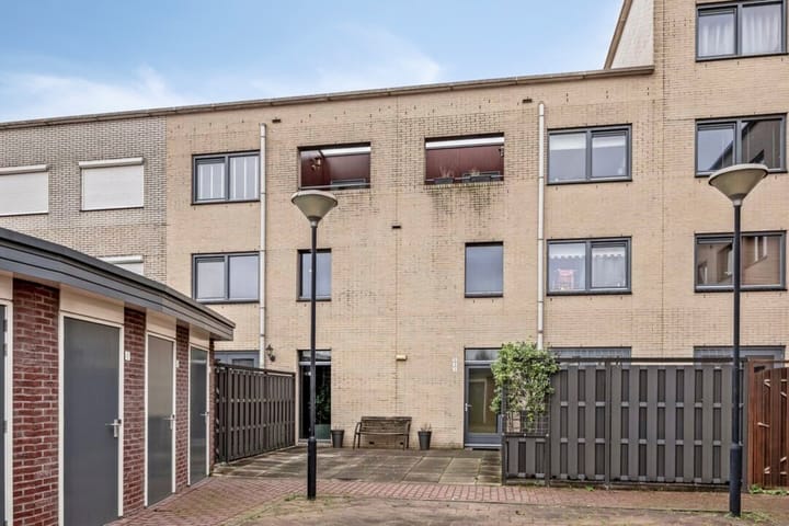 Foto 14 van Hazerswoudestraat 1