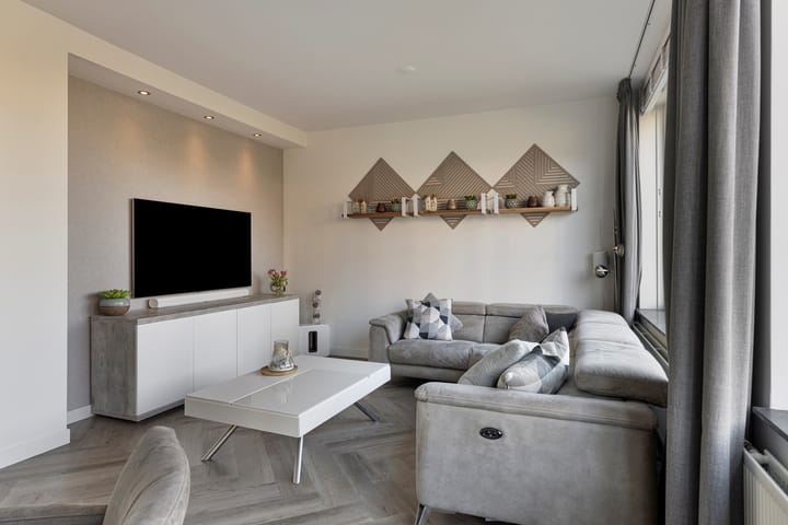 Foto 16 van Hazerswoudestraat 1