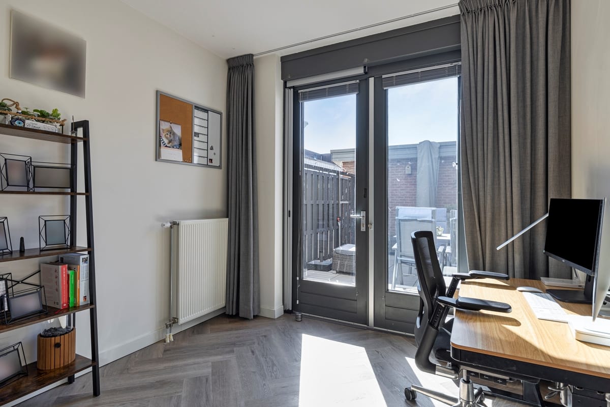 Foto 25 van Hazerswoudestraat 1