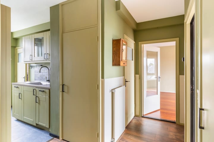 Photo 7 of Diepenbrocklaan 18