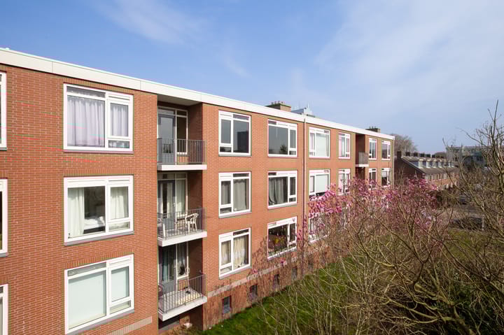 Photo 30 of Diepenbrocklaan 18